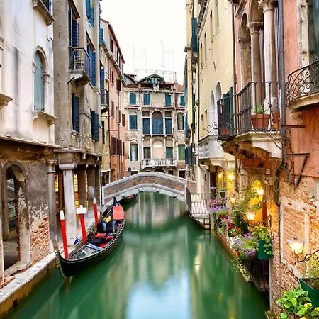 Casa Di Marzia * Каваллино